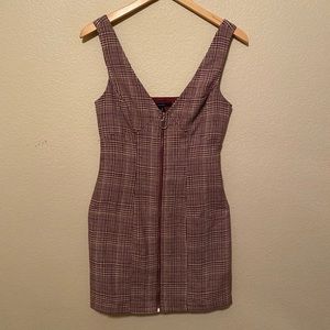 Burgundy houndstooth bodycon dress